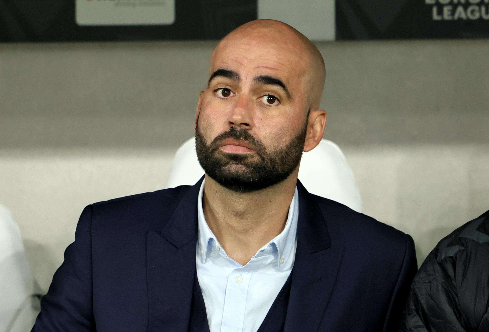 “Nos está costando ser clarividentes y hoy no hemos sido agresivos para ganar los duelos. Hay que seguir trabajando para volver a nuestra forma”, argumentó el técnico