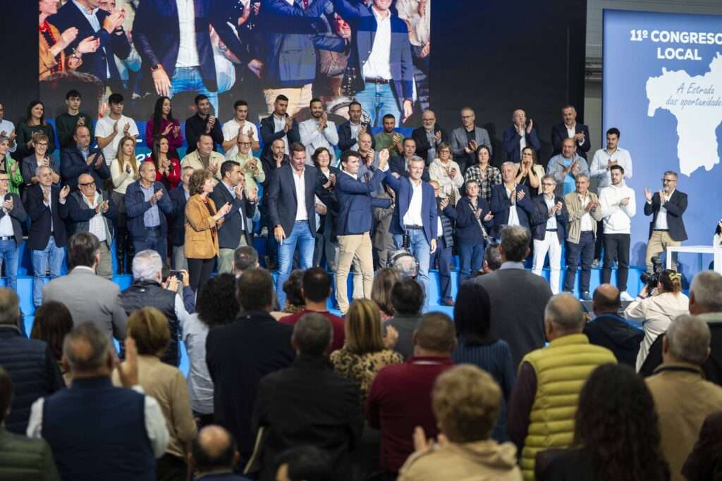 El PP de A Estrada abre una nueva era con Gonzalo Louzao al frente de la agrupación local