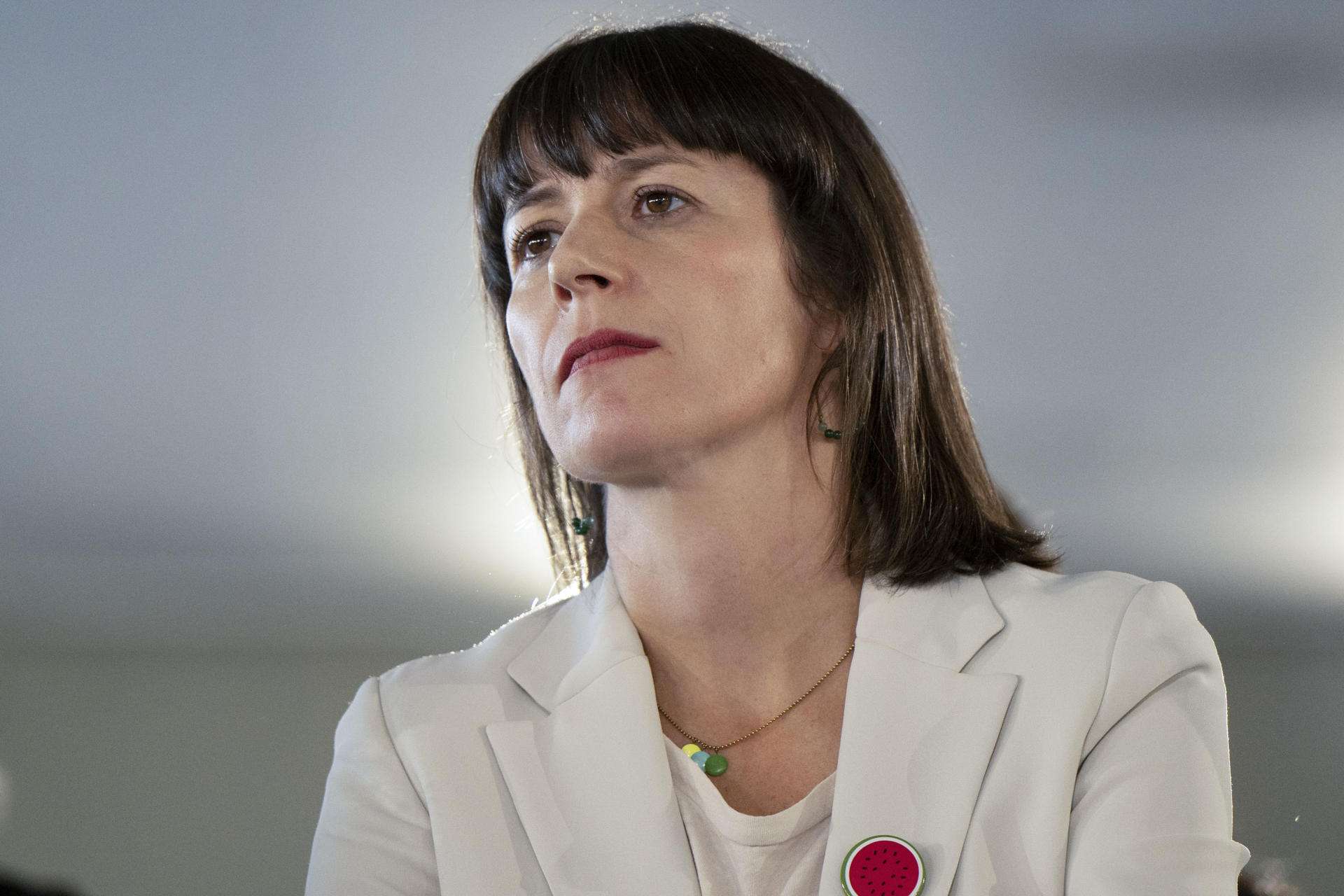 CANGAS (PONTEVEDRA), 01/10/2025.- La portavoz nacional del BNG, Ana Pontón, participa en el encuentro "?O noso mar, o noso futuro"? que ha organizado su partido para analizar el impacto de la transferencia de la gestión del litoral a Galicia, hoy miércoles en el Auditorio Xosé Manuel Pazos en Cangas. EFE / Brais Lorenzo